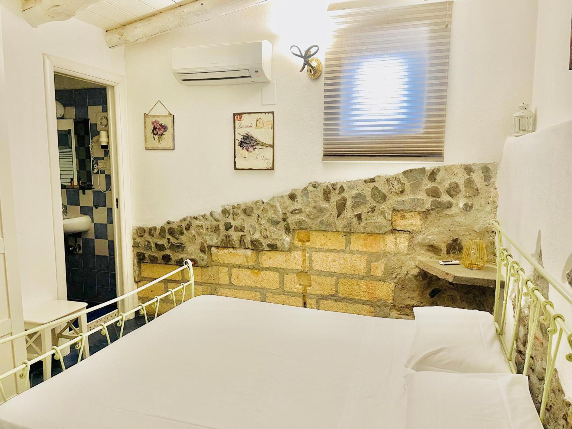 Bed and Breakfast Borgo Camicia In Barcellona-Pozzo di Gotto Pokój zdjęcie